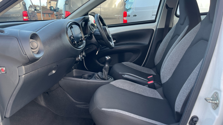 Toyota Aygo X 1.0 VVT-i Pure 5dr Petrol Hatchback